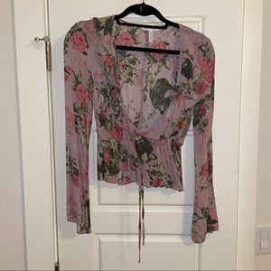 Floral BCBG Blouse with optional front tie closure. Size XS